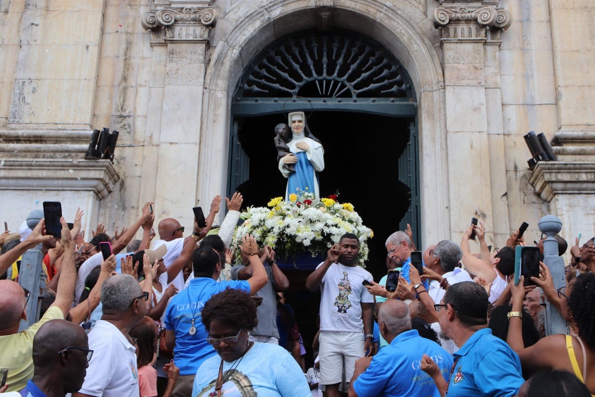 Veja programação da Festa de Santa Dulce dos Pobres 2025