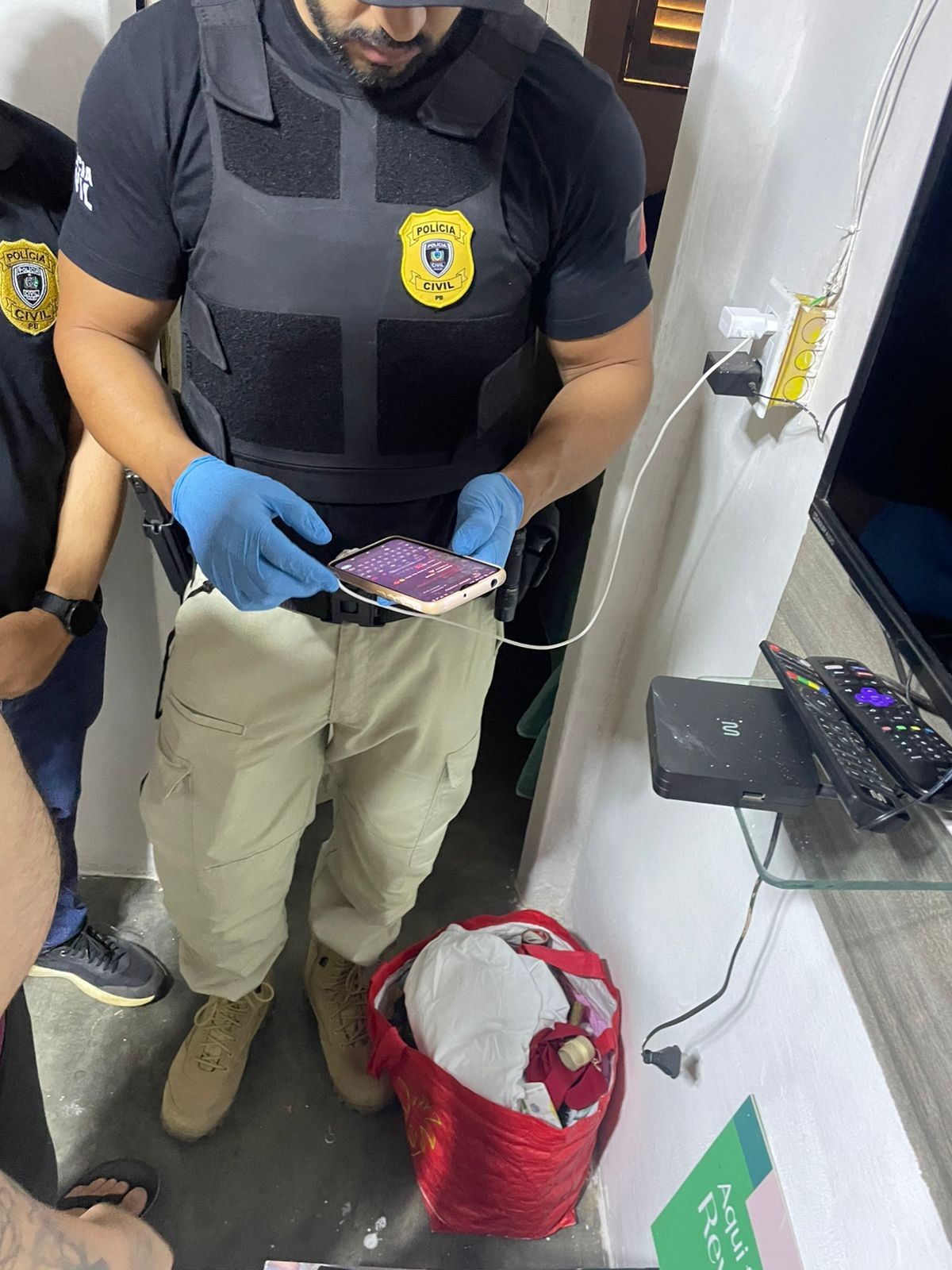 Homem é preso com imagens de abuso sexual infantil e automutilação de adolescentes na Paraíba