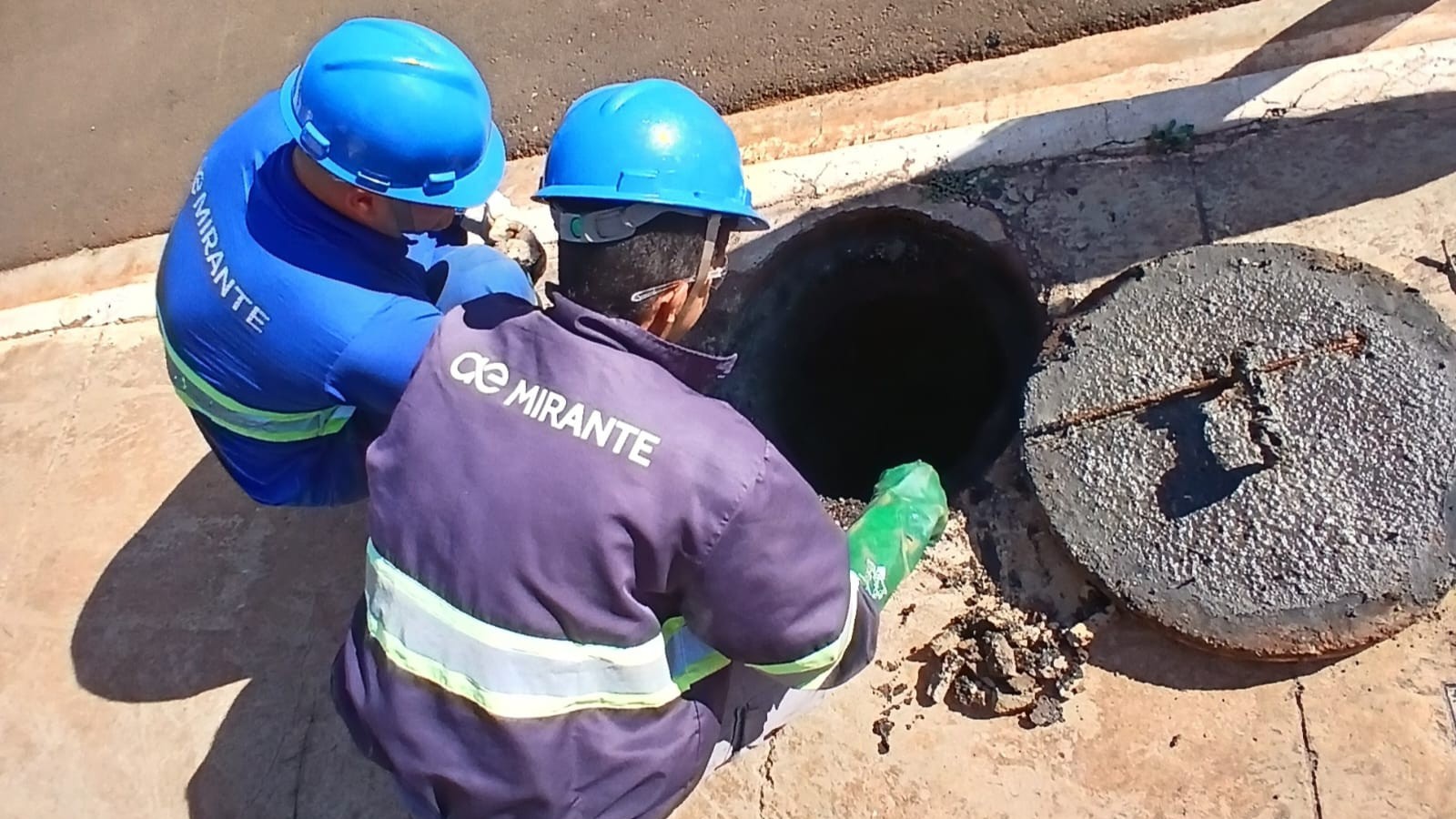 Mirante realiza 6 mil desobstruções na rede de esgoto no 1ª semestre de 2025