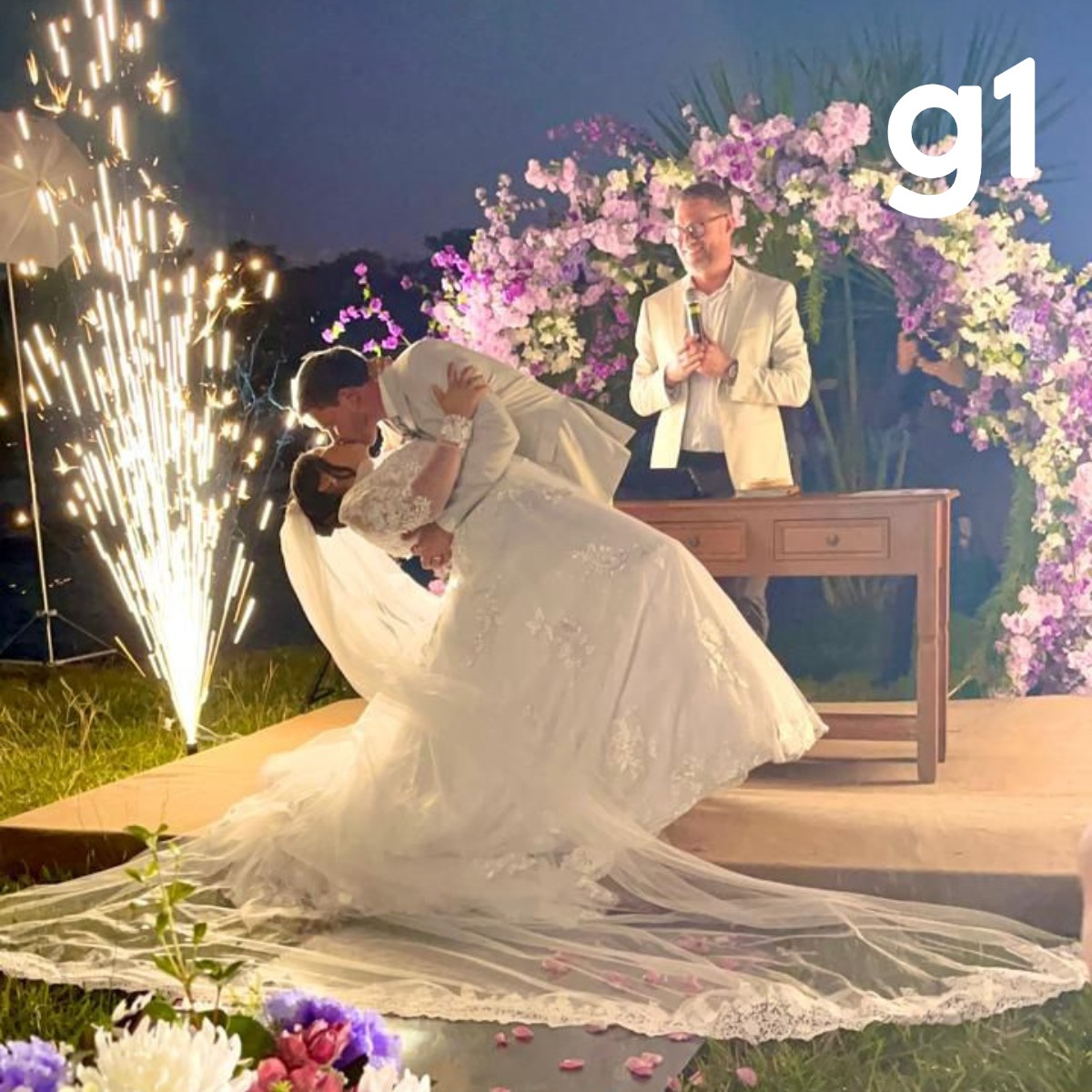 VÍDEO: noiva viraliza ao chegar de ambulância no casamento em MT