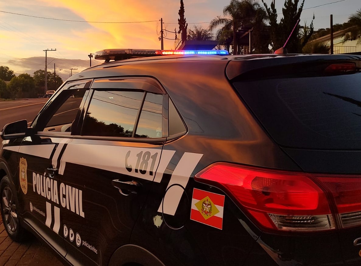 Segunda fase da operação Presságio prende ex-secretário de Florianópolis e mais três pessoas