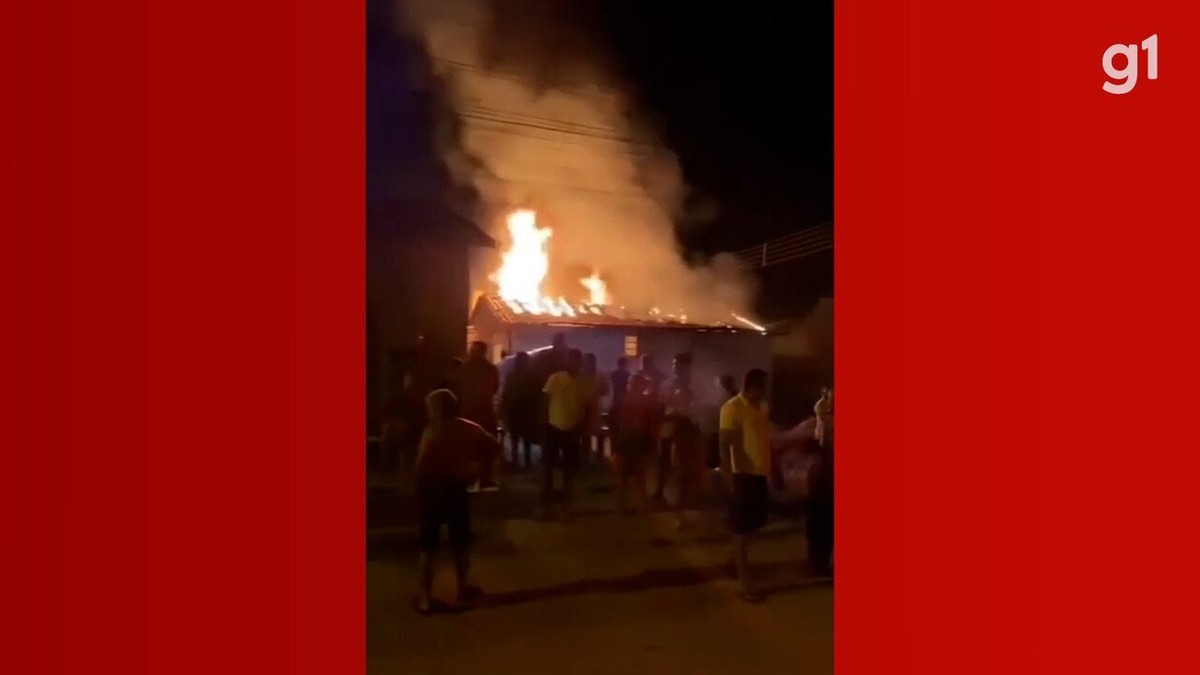 VÍDEO: Incêndio em Imperatriz atinge casas e deixa uma residência destruída