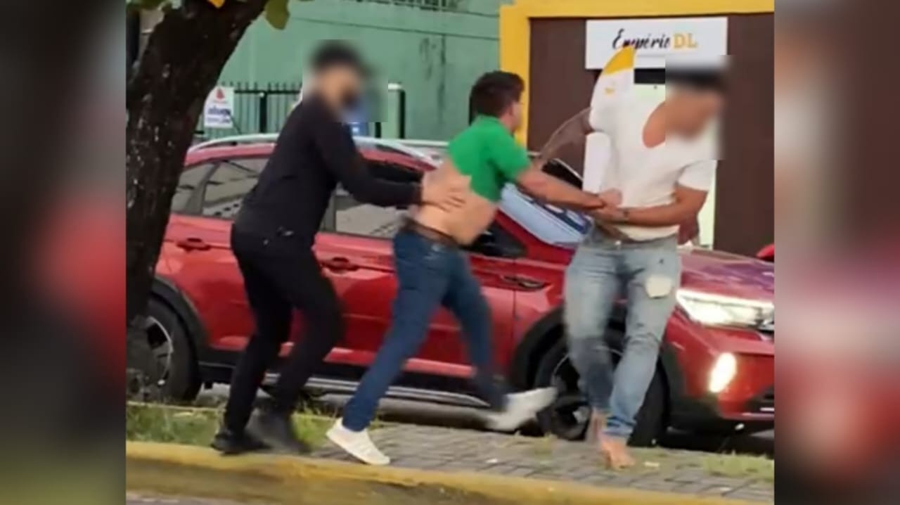 Uma semana após tentativa de sequestro em avenida de Fortaleza, polícia ainda procura criminosos 