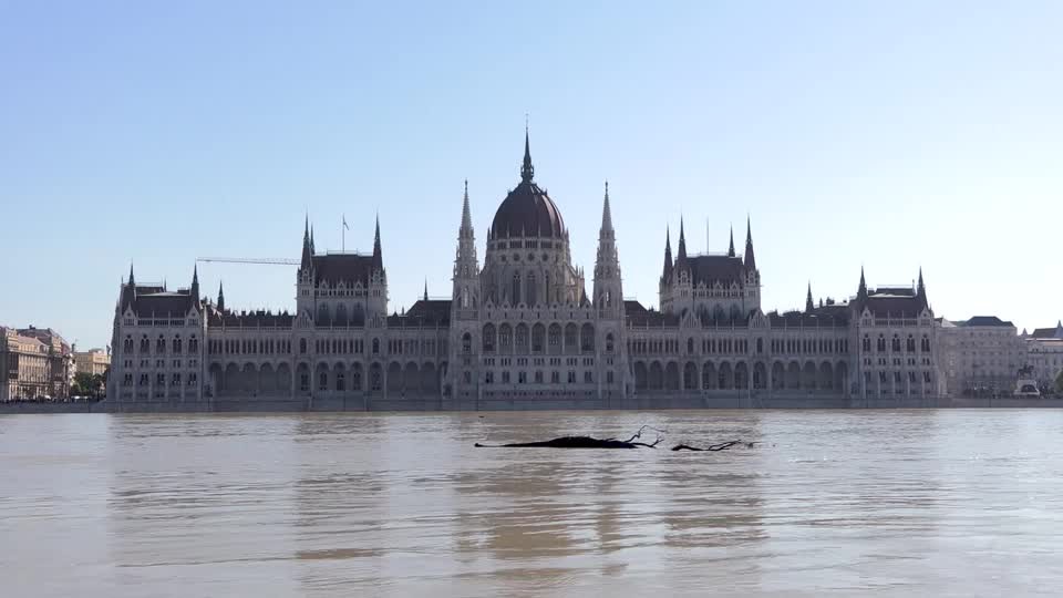 Budapeste se prepara para o ápice das enchentes na Europa Central