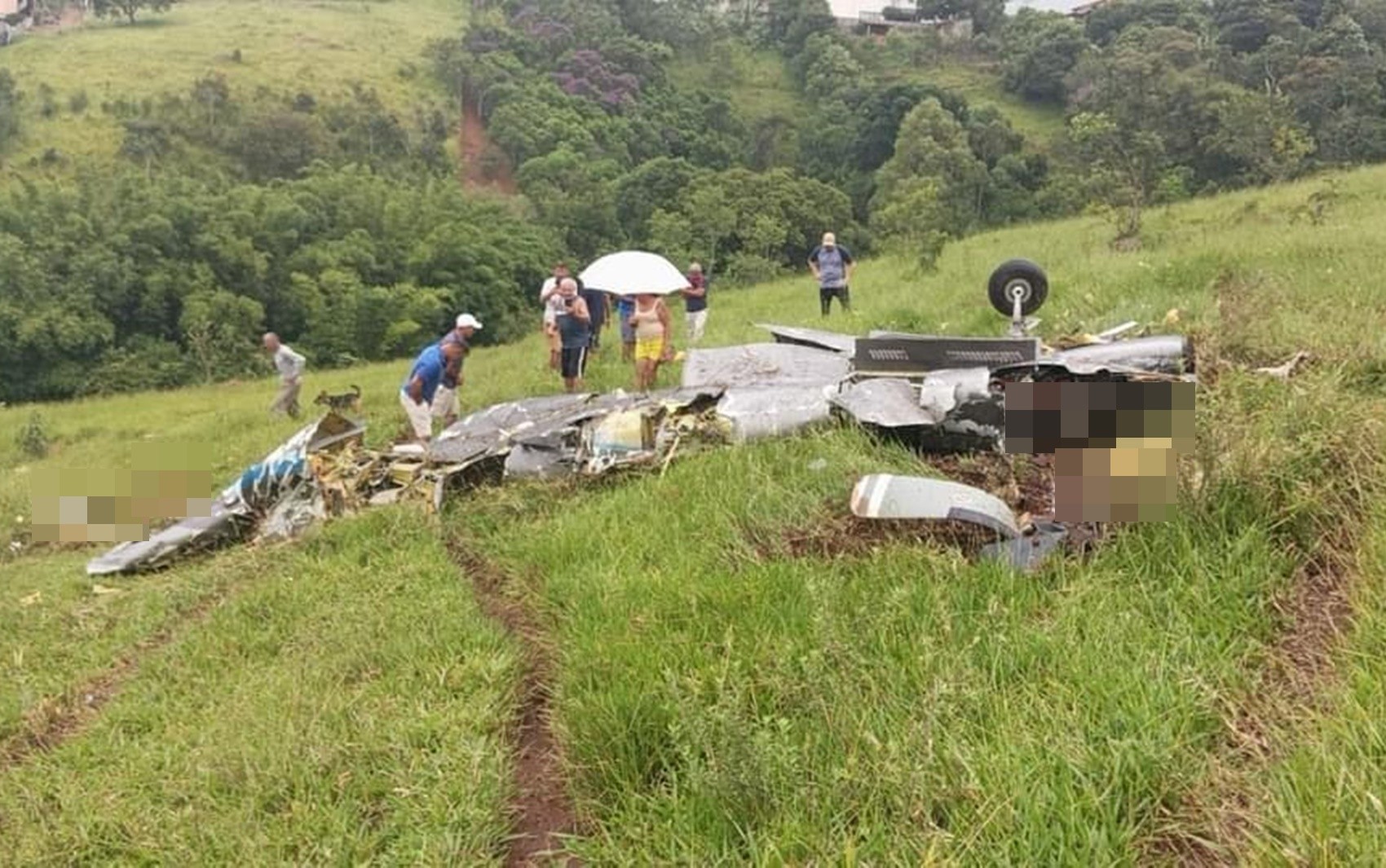 Vídeo mostra decolagem de avião que caiu em Minas Gerais; veja