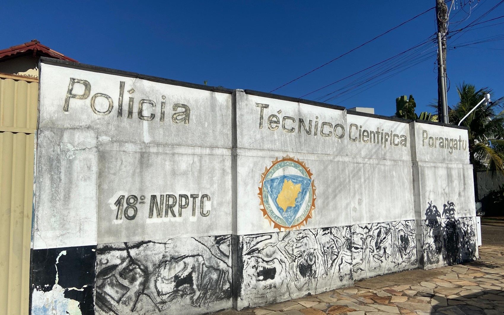 Adolescente morre após levar soco na costela durante brincadeira de 'lutinha' 