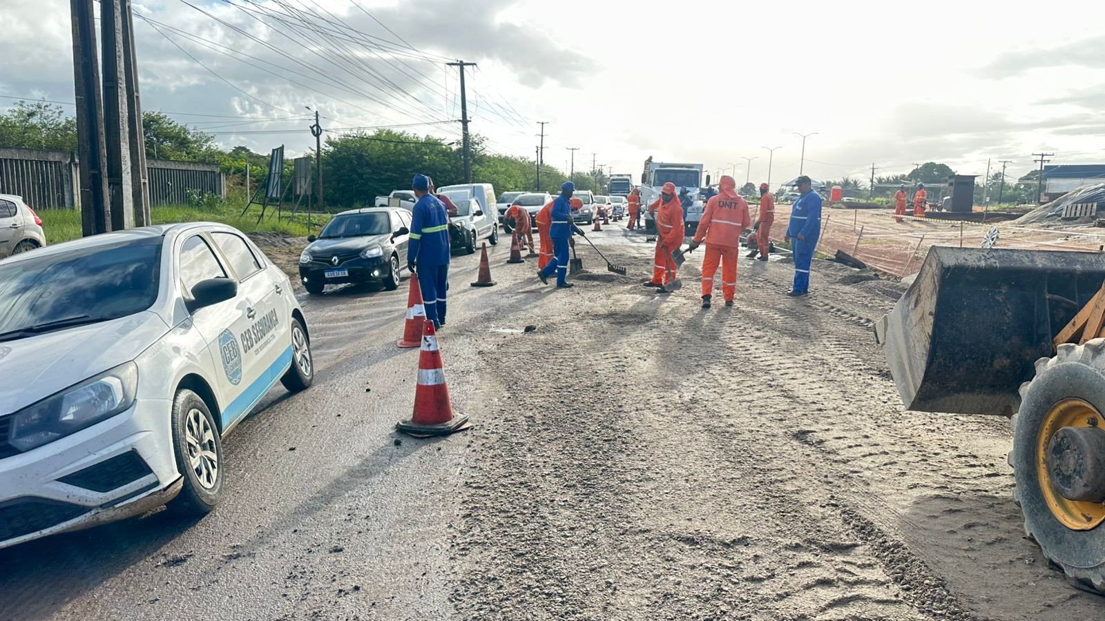 Dnit inicia recapeamento de trecho da BR-304 onde buracos abriram após chuvas na Grande Natal