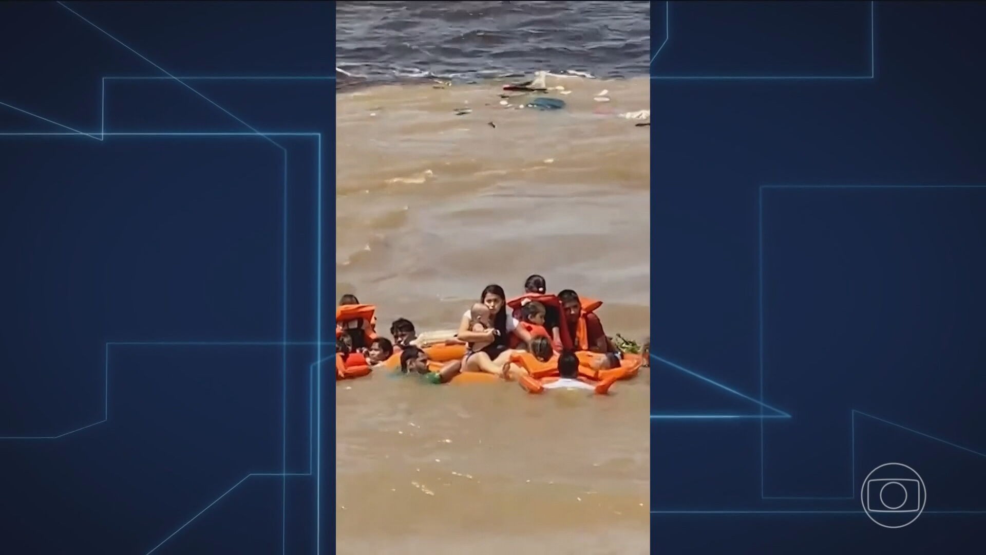 Naufrágio no Rio Negro: buscas por 7 desaparecidos entram no 2º dia