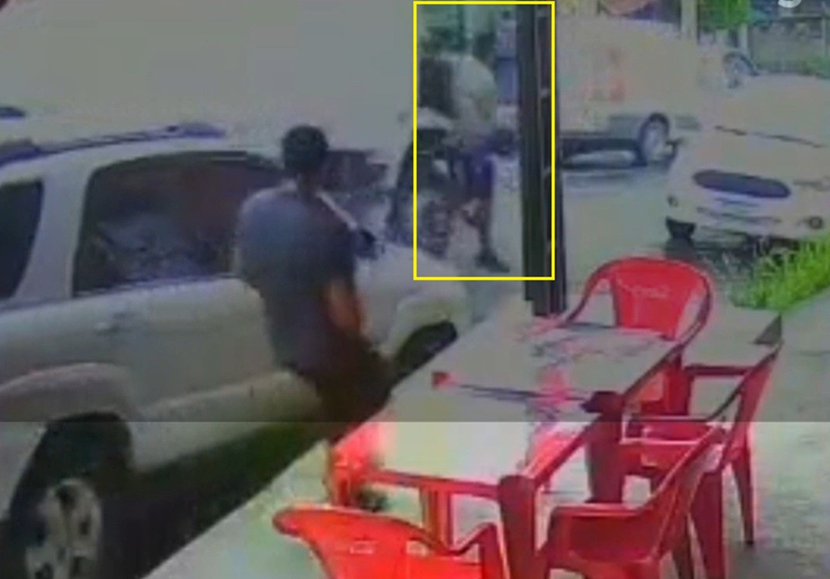 Vídeo mostra momento em que ocupante pula do caminhão antes do veículo arrastar carro com mãe e filha dentro em Friburgo 