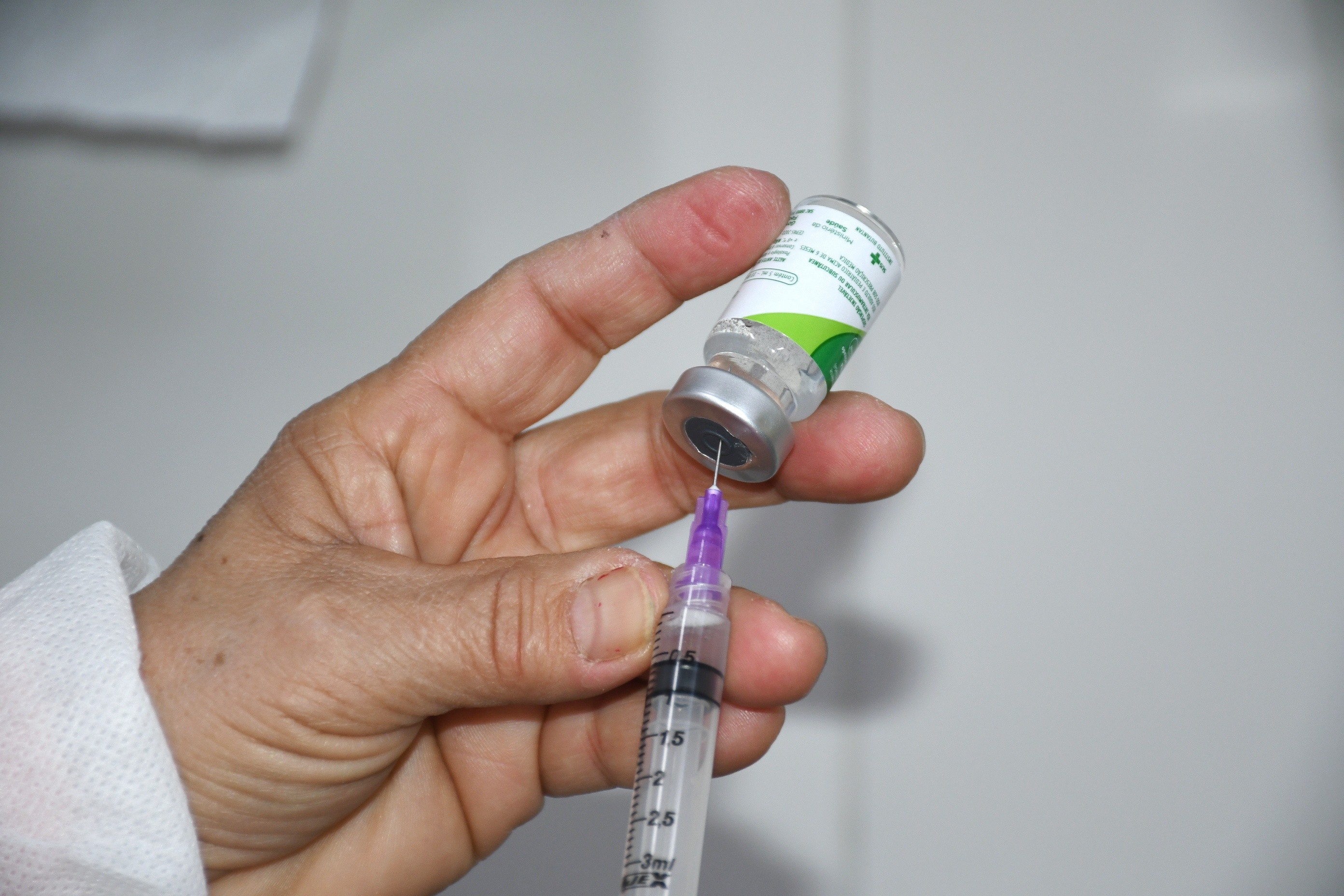 Dia D de Multivacinação mobiliza 86 municípios do Norte de Minas neste sábado (20); veja orientações