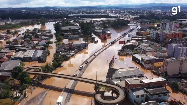 Libera libera ponte sobre Rio dos Sinos, na BR-116