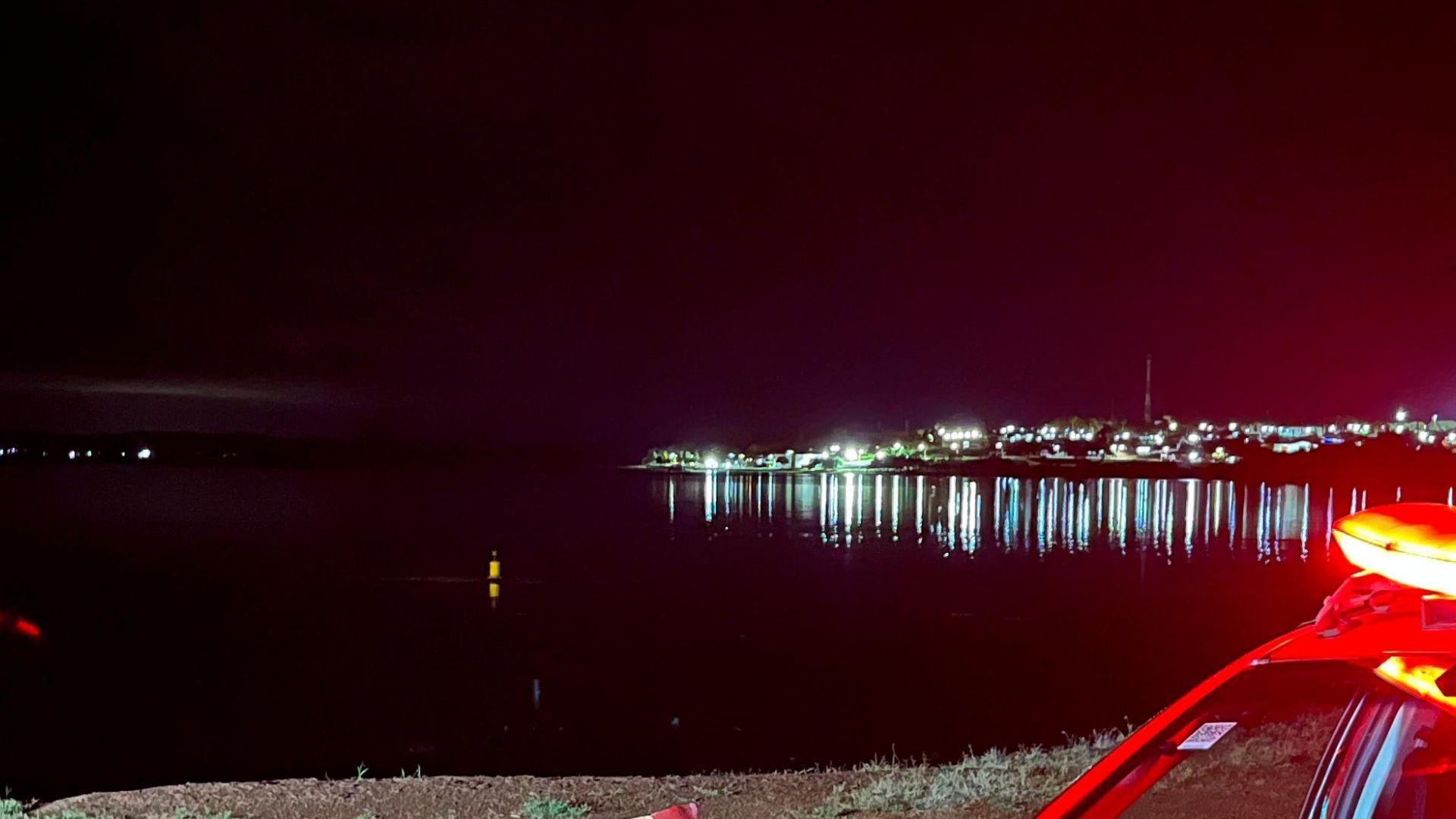 Homem desaparece após nadar em área proibida durante abertura de comportas de usina em MG