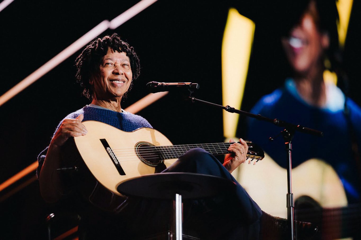 Djavan faz a felicidade e o delírio dos mortais ao estrear no Rio de Janeiro o show da turnê dos 50 anos de sucesso