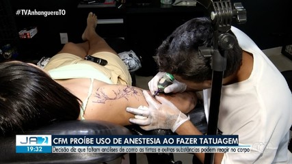 Tatuadores não podem mais usar anestésicos ao fazerem tatuagens, determina CFM