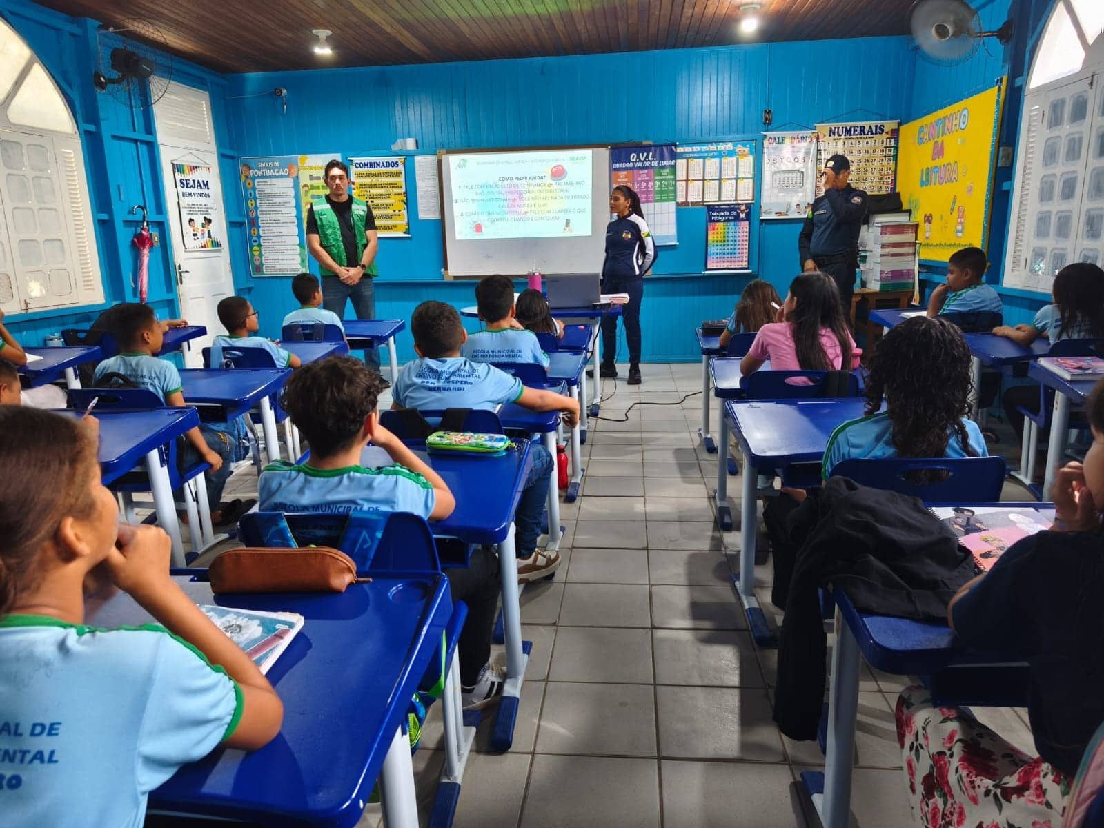 Homem denunciado após aluna assistir palestra em escola é preso por abuso sexual no Acre