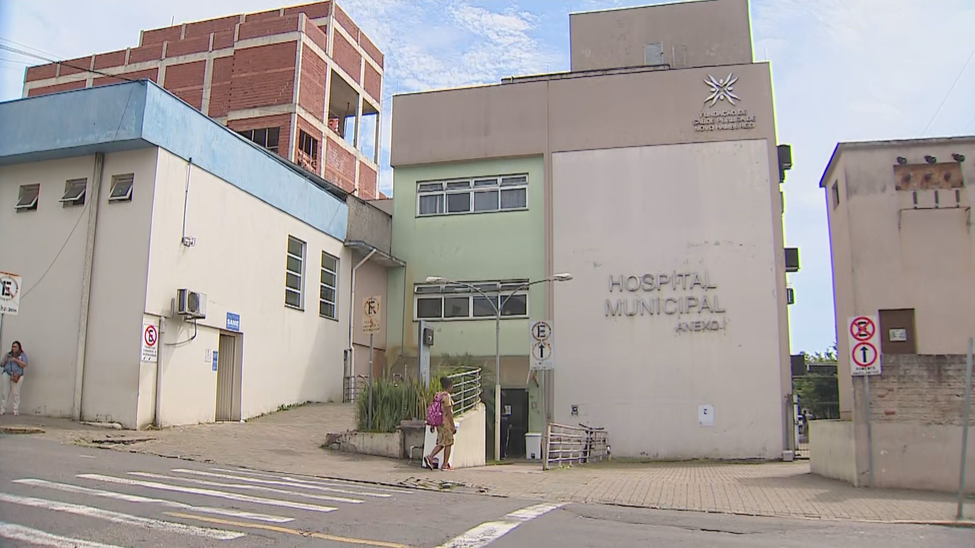 Hospital do RS fecha UTI e transfere pacientes após detectar superbactéria considerada uma das mais perigosas do mundo