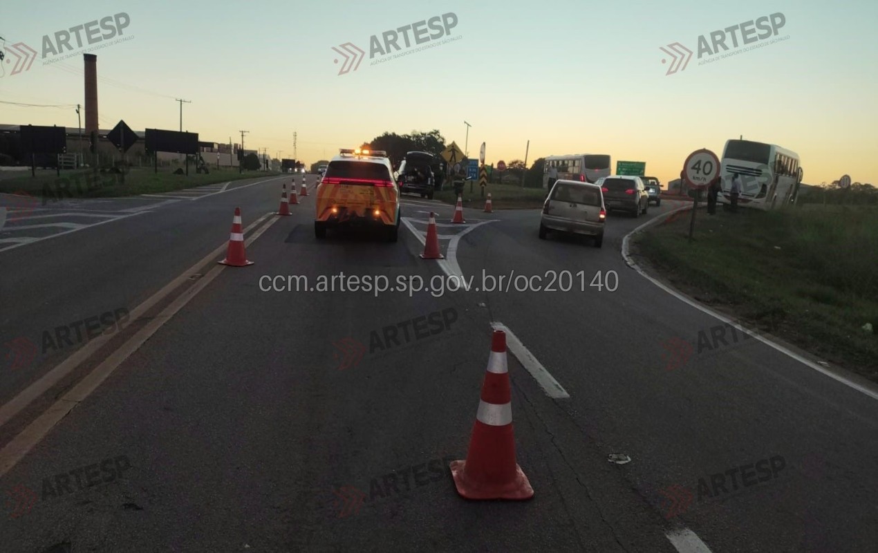 Motociclista morre após bater em ônibus na Rodovia Marechal Rondon em Laranjal Paulista
