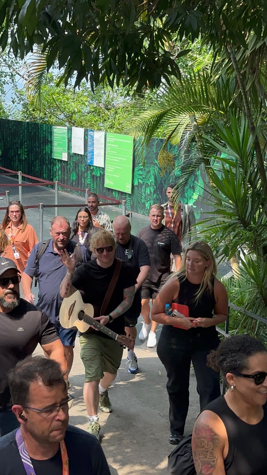 Ed Sheeran grava vídeo em pontos turísticos do Rio antes de apresentação no Rock in Rio 