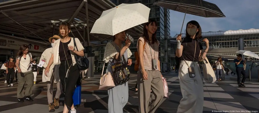 Número cada vez maior de japoneses tem se distanciado do estereótipo de profissional obstinado para uma vida corporativa de esforço mínimo | Foto: Stanislav Kogiku/ZUMA Press Wire/Imago Images