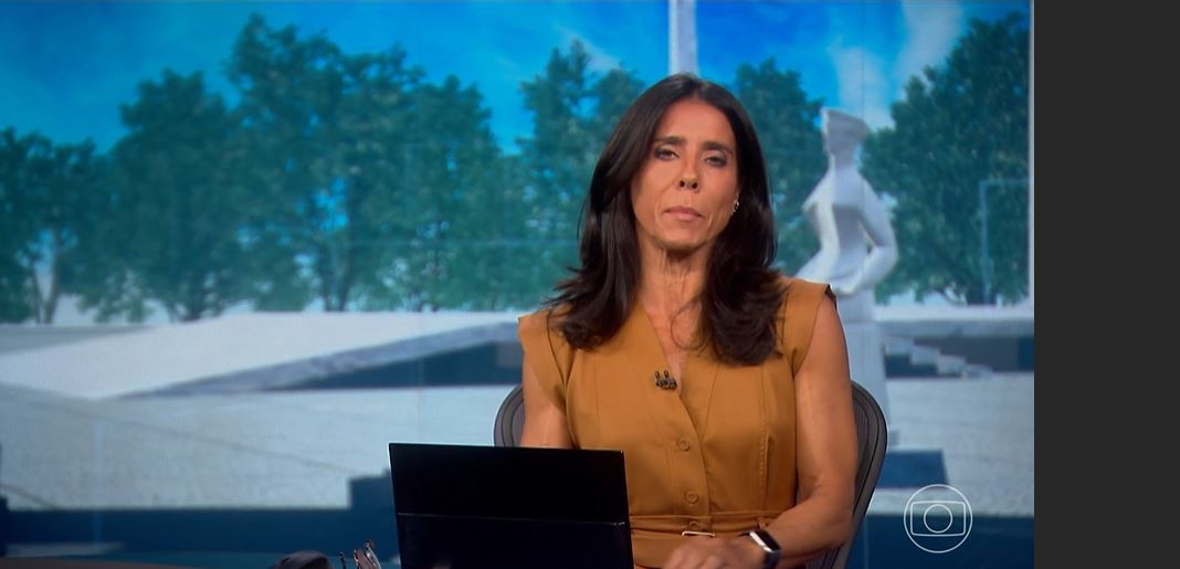 Moraes concede prisão domiciliar humanitária a Augusto Heleno, condenado por trama golpista