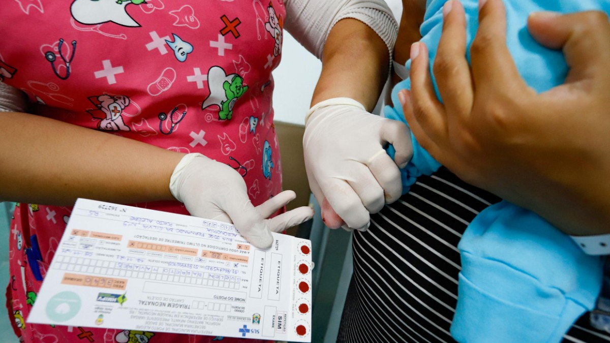 Teste do pezinho é ampliado e passa a detectar mais duas doenças raras no RS; saiba quais