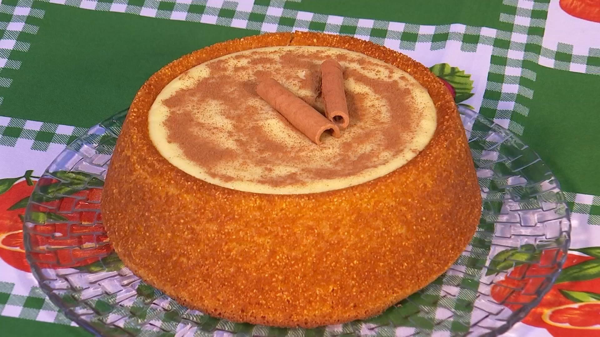 Receita Nosso Campo: aprenda a fazer um bolo de milho 'piscina' de curau