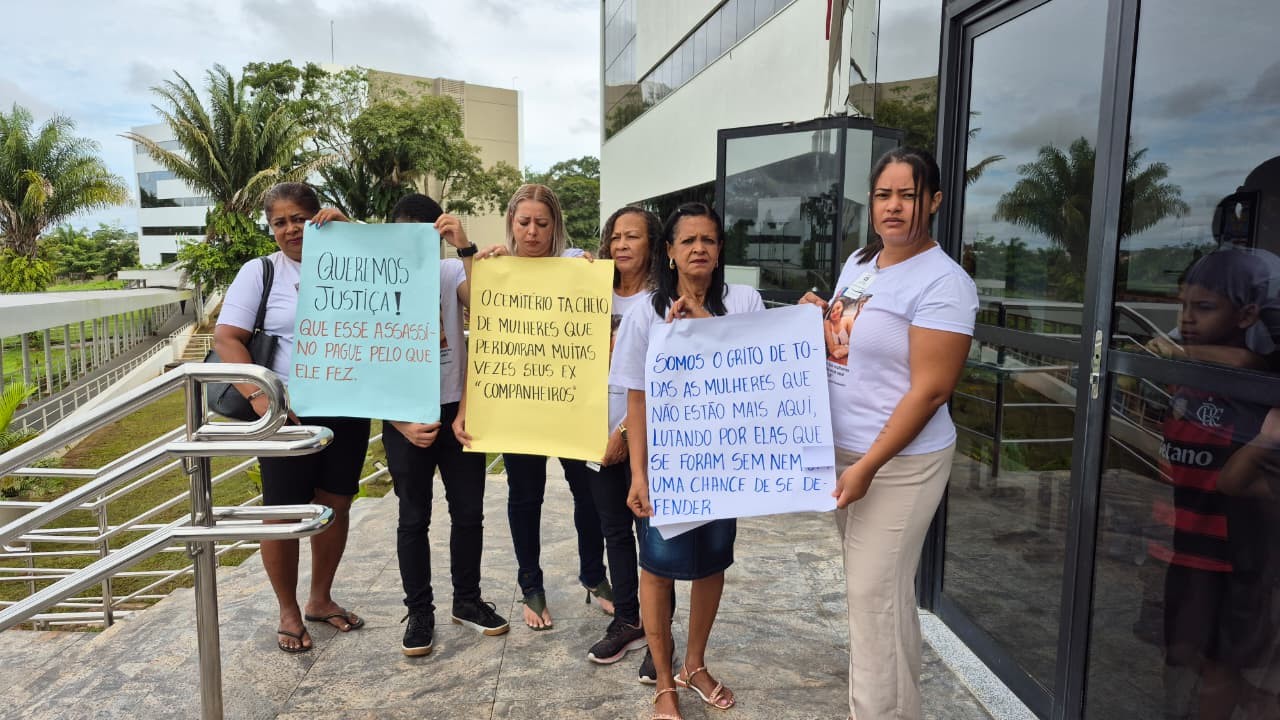 Família pede justiça em julgamento de acusado de assassinar ex na frente da filha em Rio Branco: 'Pesadelo'