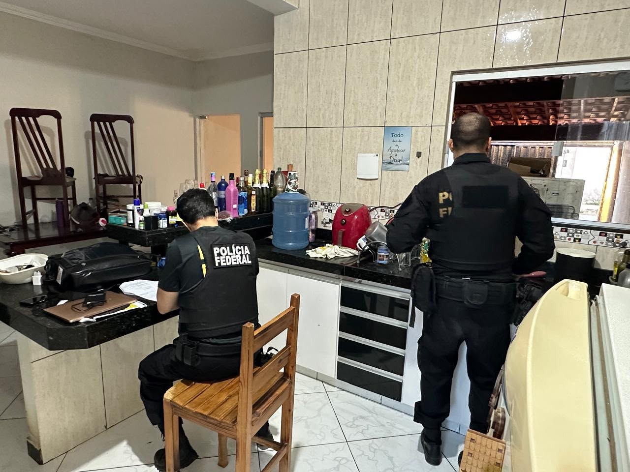 Polícia Federal de Rio Preto mira grupo suspeito de contrabandear medicamentos emagrecedores