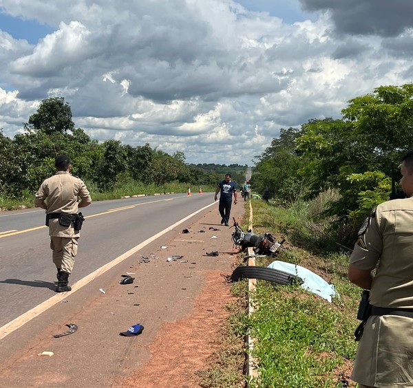 Acidente foi registrado na BR-153, em Colinas do Tocantins  Foto: @colinasnoticias2/Divulgao