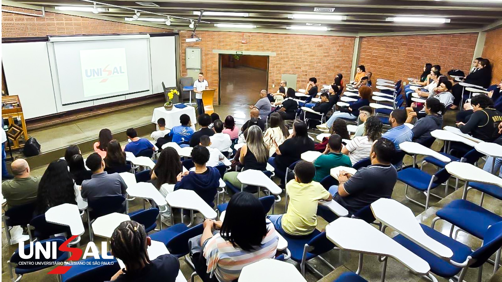 Como ajudar adolescentes a superar incertezas na tomada de decisões