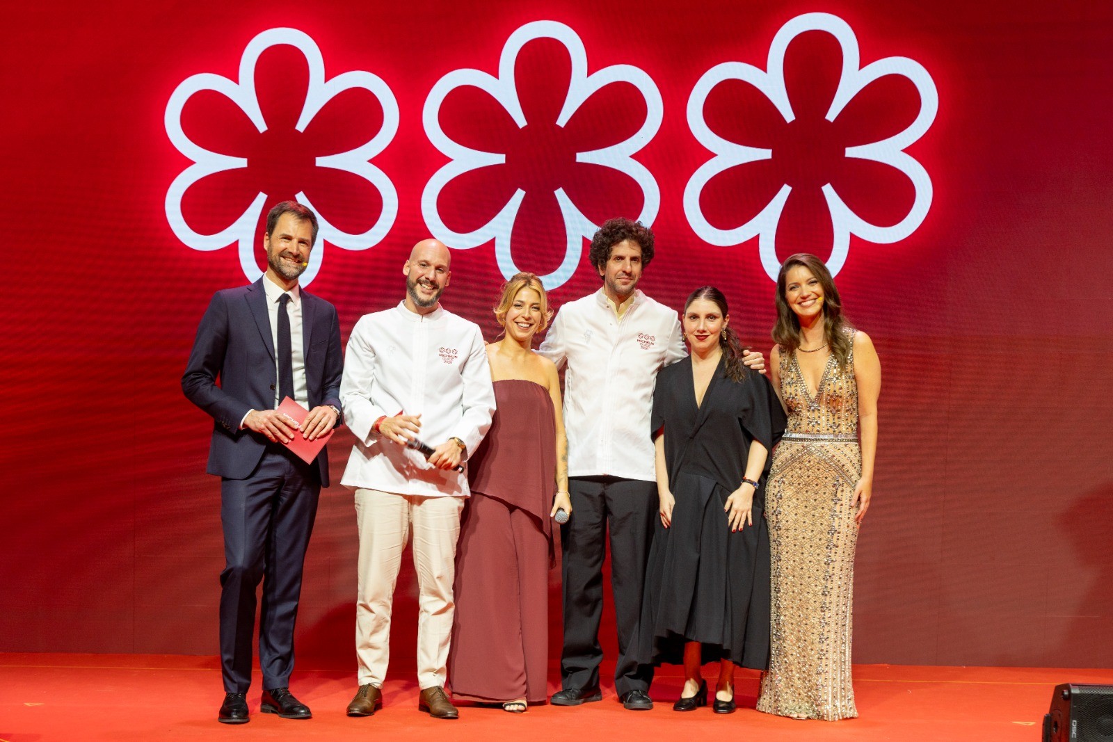 Guia Michelin 2026: Evvai e Tuju, em São Paulo, ganham três estrelas e se tornam primeiros restaurantes da América Latina com o prêmio