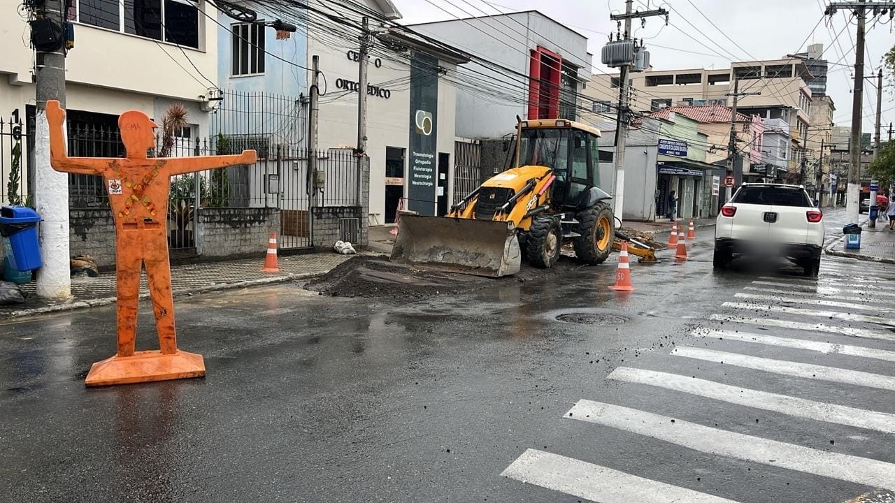 Vazamento de gás próximo à Santa Casa assusta moradores em Barra Mansa