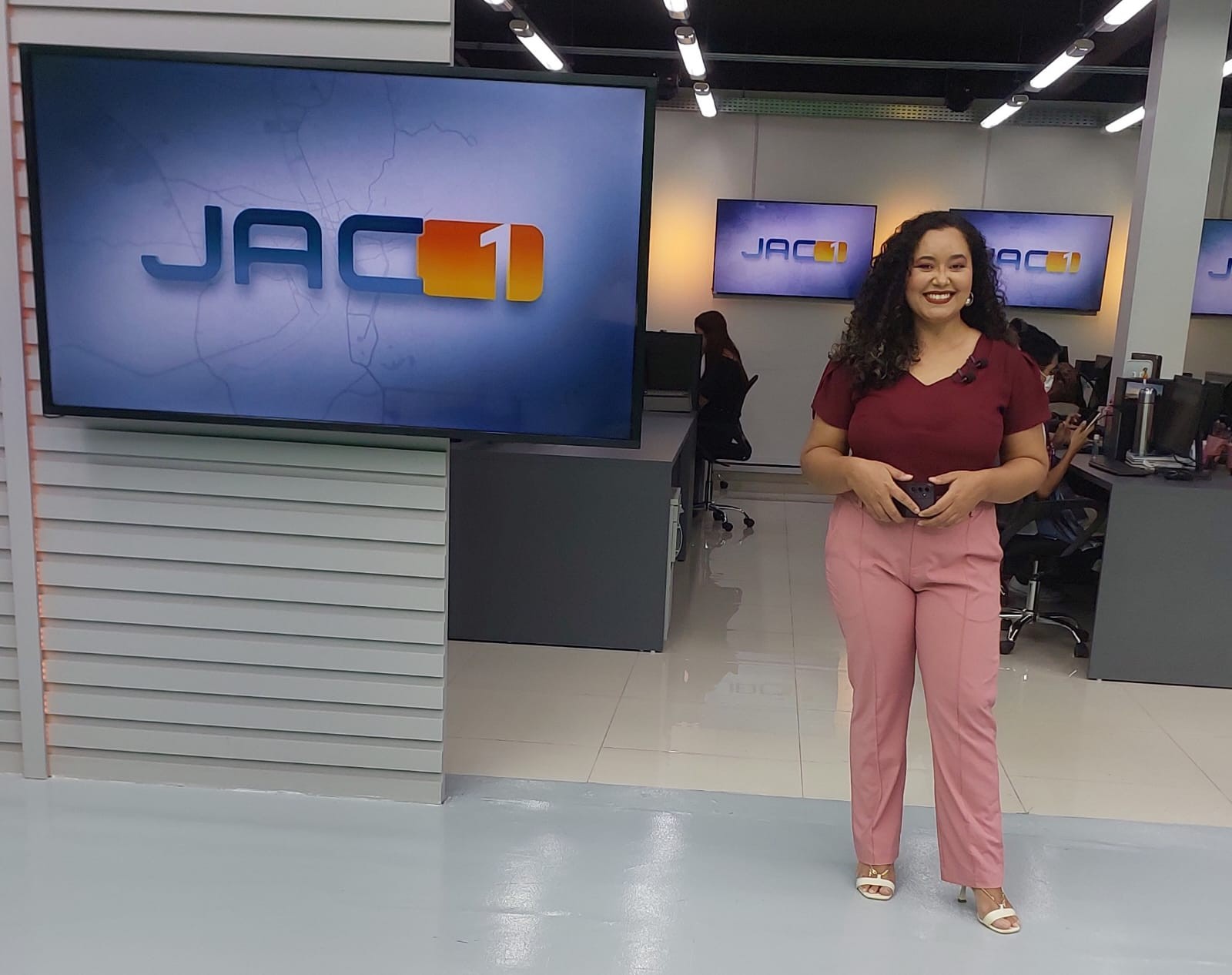 AO VIVO: Assista ao JAC1 com Quésia Melo
