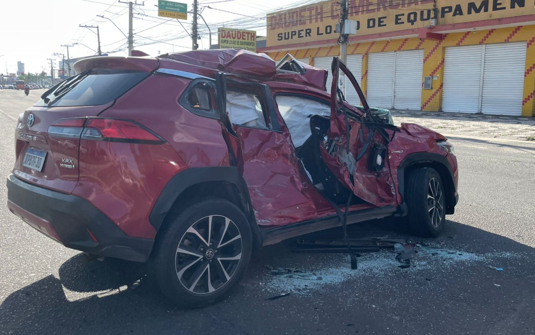 Empresário morre após batida entre carro e ônibus na BA; vítima estava a caminho de São Paulo para fazer compras