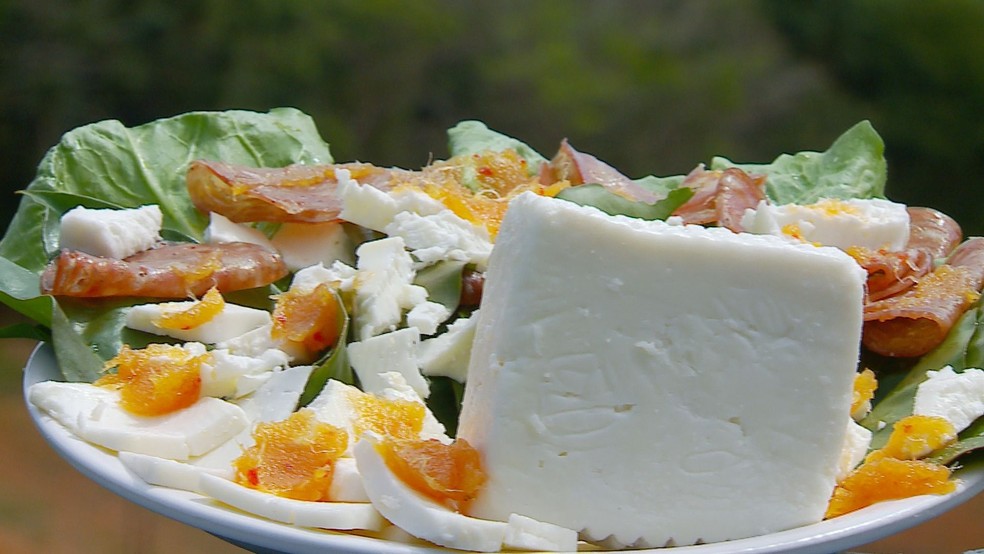Feta, queijo da Grécia produzido também no Sul de Minas — Foto: Devanir Gino/EPTV
