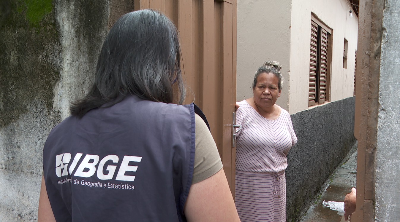 Concurso do IBGE com salários de até R$ 4 mil tem 64 vagas no Ceará