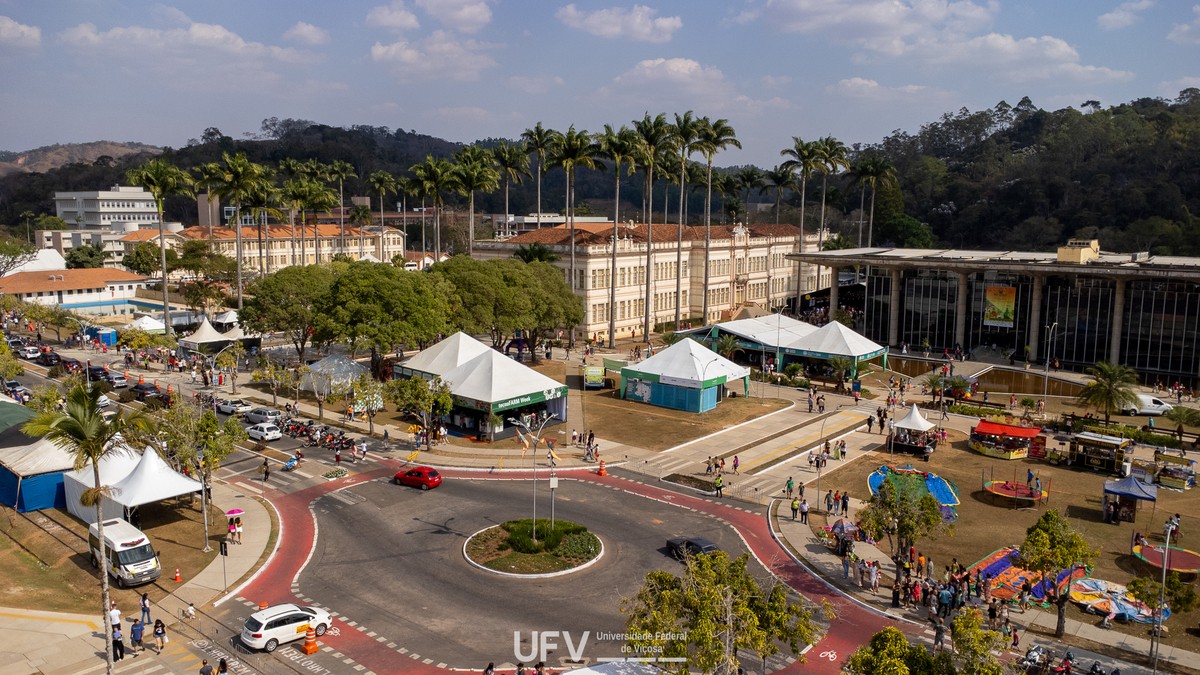 Com mais de 300 cursos, mini fazenda, torneio leiteiro, feira e programações culturais, Semana do Fazendeiro começa em Viçosa nesta semana 