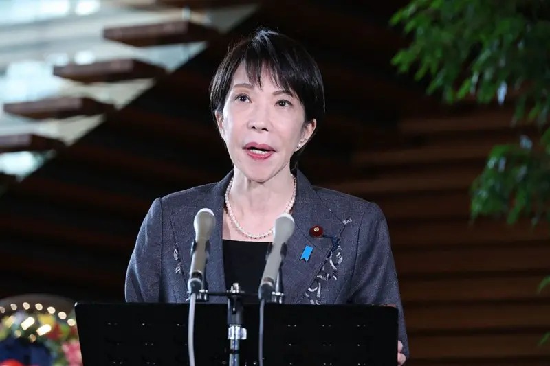 Primeira-ministra do Japão promete 'mudança importante de política' após vitória nas eleições legislativas