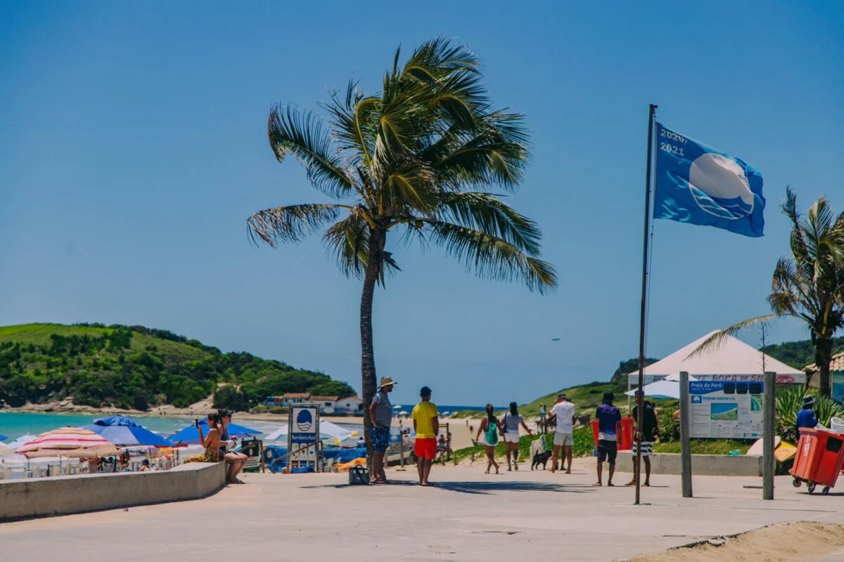Praias do Pontal do Peró e do Foguete encerram antecipadamente temporada Bandeira Azul em Cabo Frio