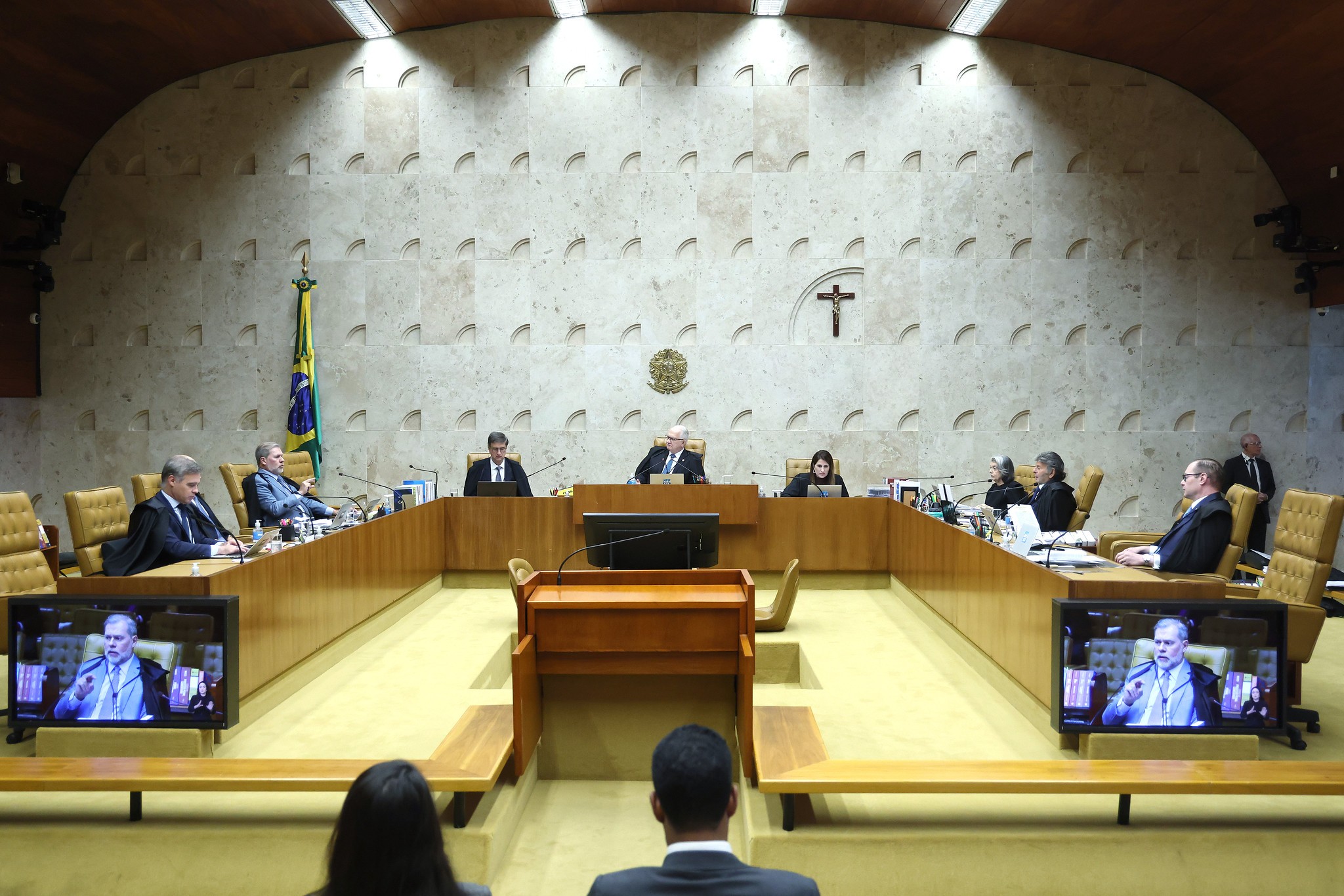 STF suspende julgamento de recursos de big techs em ação que ampliou responsabilidades das plataformas 