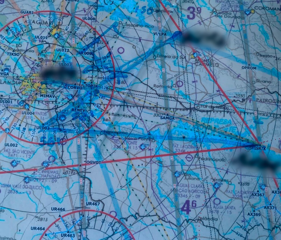 Controladores orientam o tráfego aéreo sem ter a localização exata dos aviões — Foto: Reprodução/Arte g1