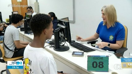 Cartórios funcionam nos finais de semana para eleitores regularizarem título