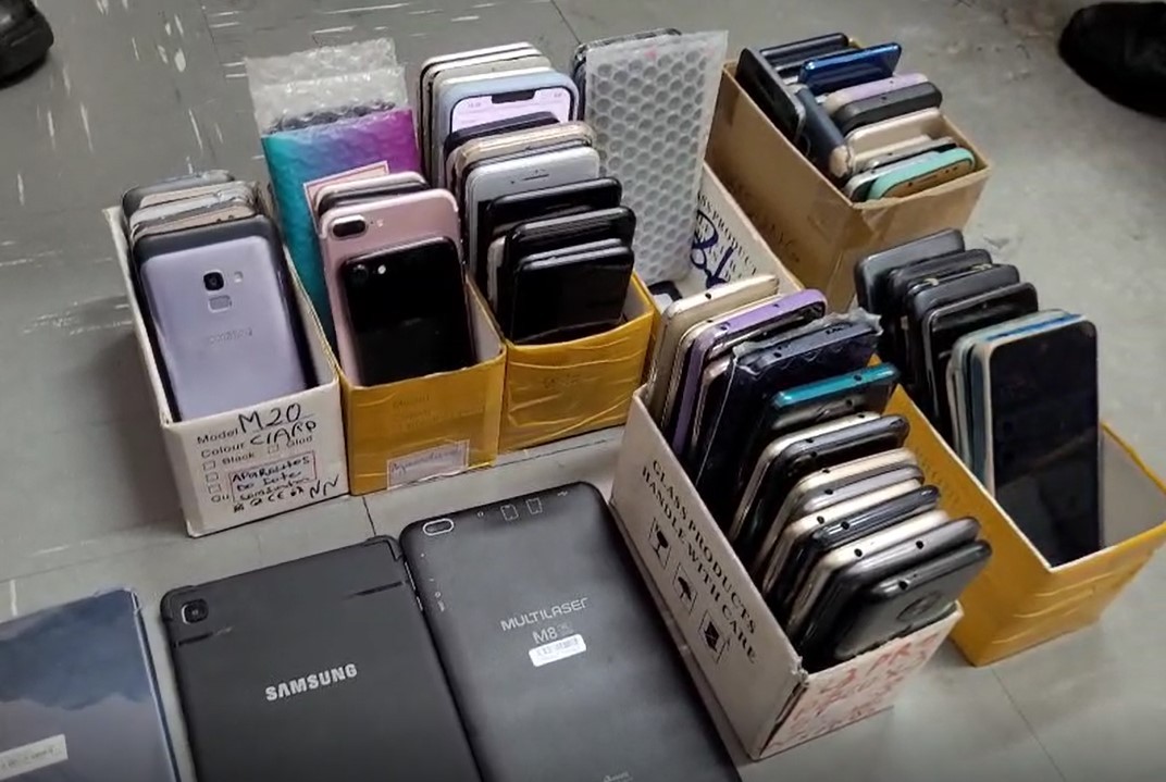 Operação apreende 300 celulares em comércio ilegal no Centro de Campinas 