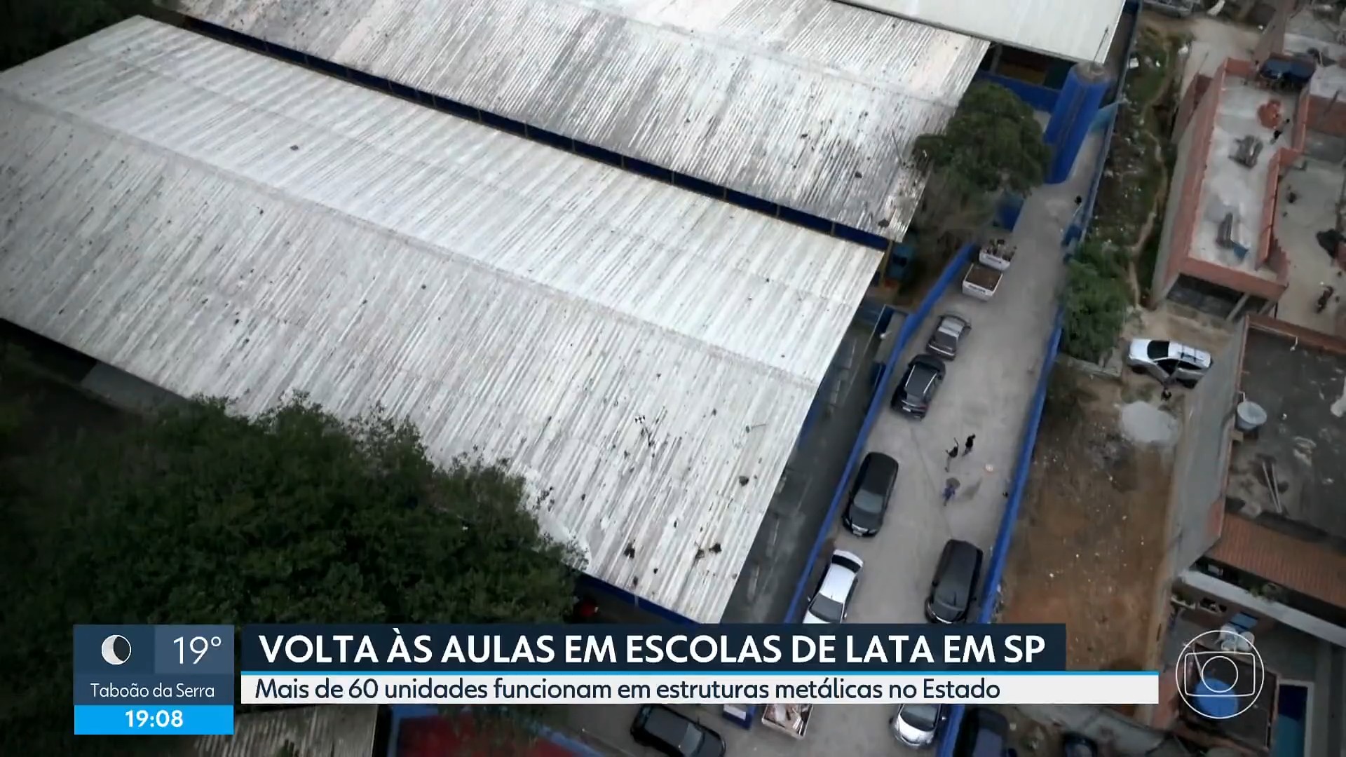 Modelo provisório há 20 anos: estado de SP ainda tem 64 'escolas de lata' em funcionamento