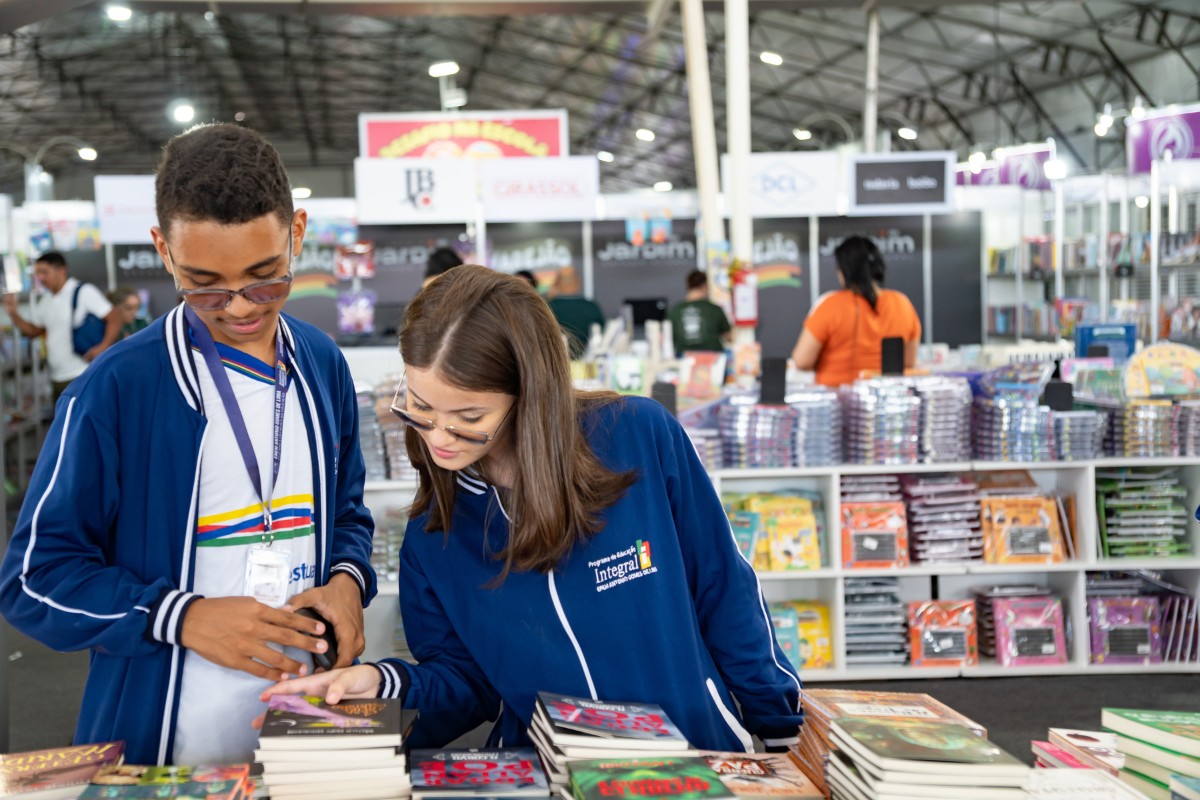 Circuito Literário de Pernambuco 2026 chega a Caruaru com programação gratuita e bônus para compra de livros