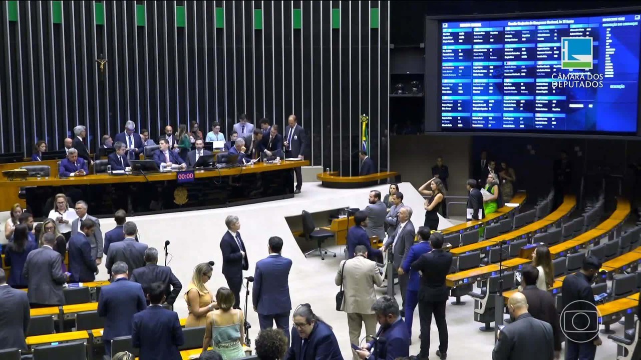 Com sanção do orçamento, governo confirma pagamento do reajuste de servidores em maio | Trabalho e Carreira