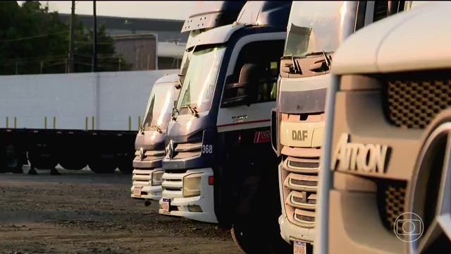 Alta do diesel, impulsionada pela guerra no Irã, eleva o preço dos fretes no Brasil 