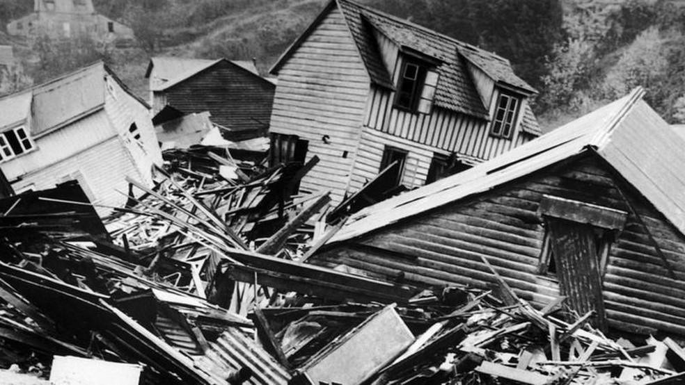 Terremoto destruiu casas em Valdívia, no Chile, em 1960 — Foto: Getty Images via BBC