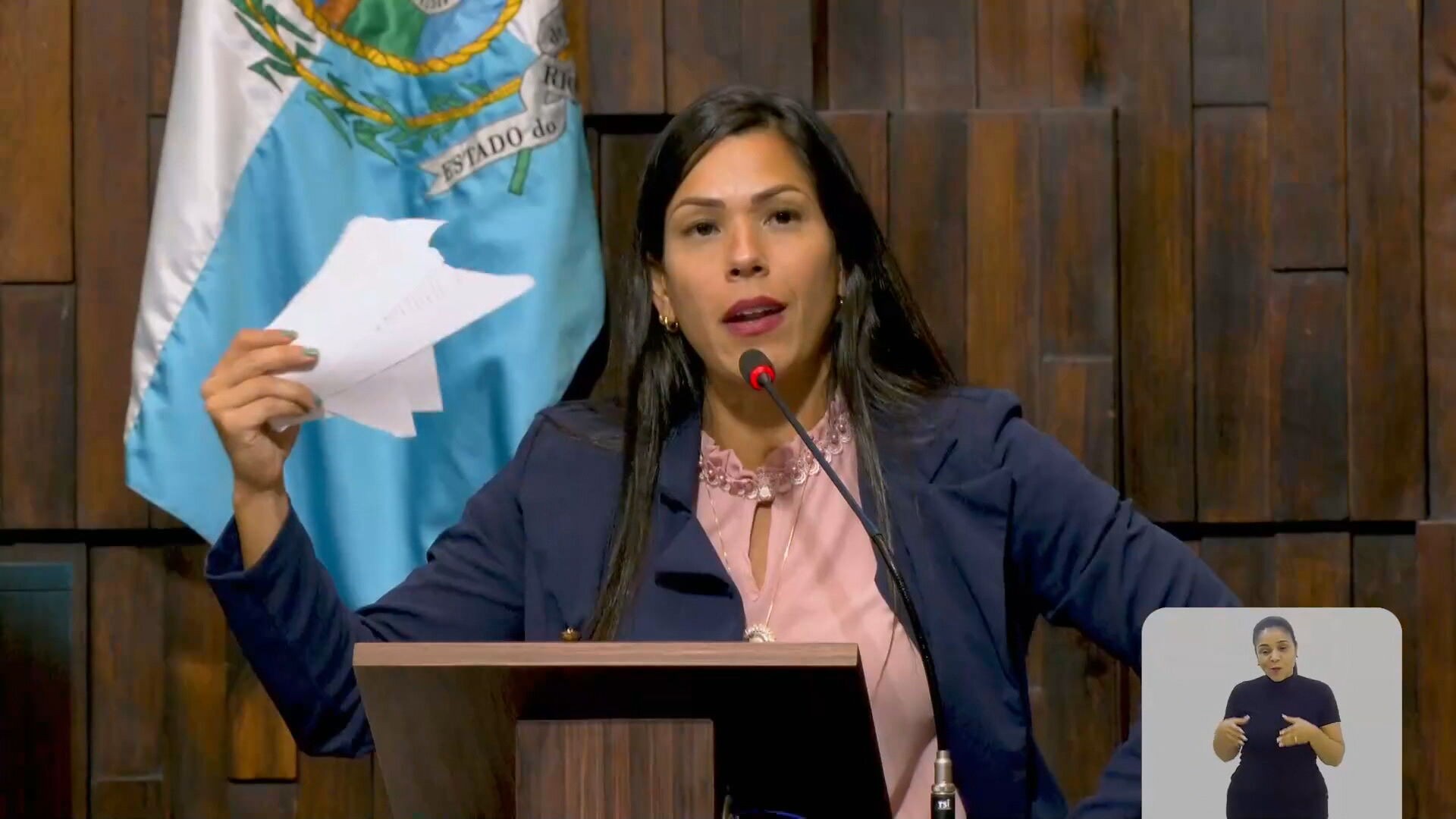 Índia Armelau é a deputada estadual mais votada no RJ