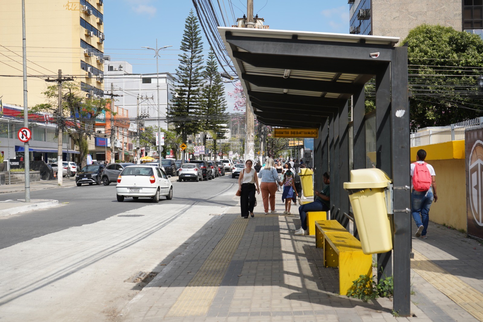 Ônibus voltam a circular na Rua 33, na Vila Santa Cecília, em Volta Redonda